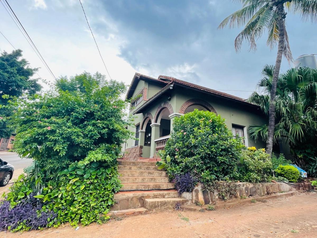 Duplex En Cataratas Del Iguazu Piscina Compartida Con Aparts Πουέρτο Ιγκουασού Εξωτερικό φωτογραφία